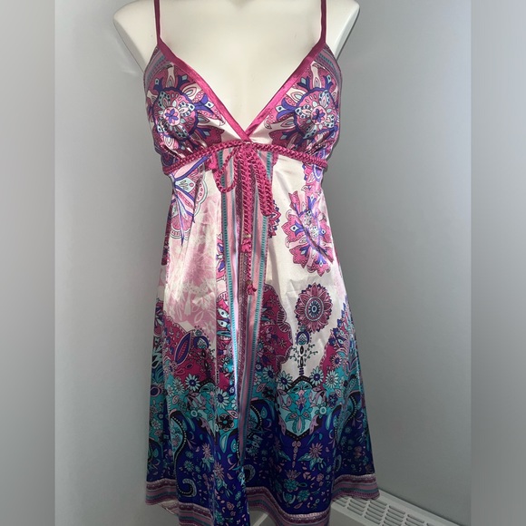 Guess Stretch Printed Pink & Purple Spring Summer Dress - Picture 8 of 8